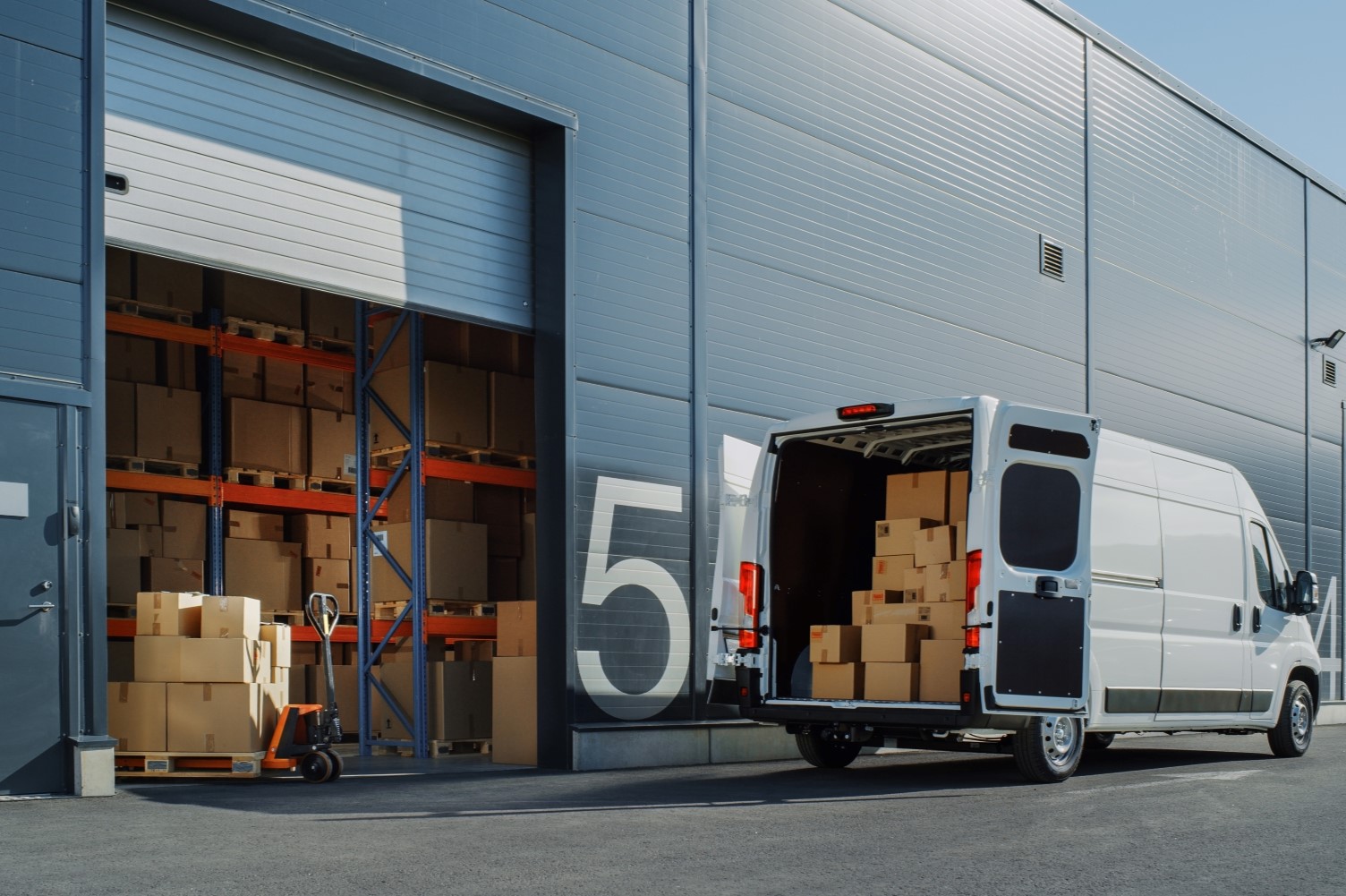 Supply Chain Assessment and Optimization allows you to assess existing suppliers and optimize your supply chain.
